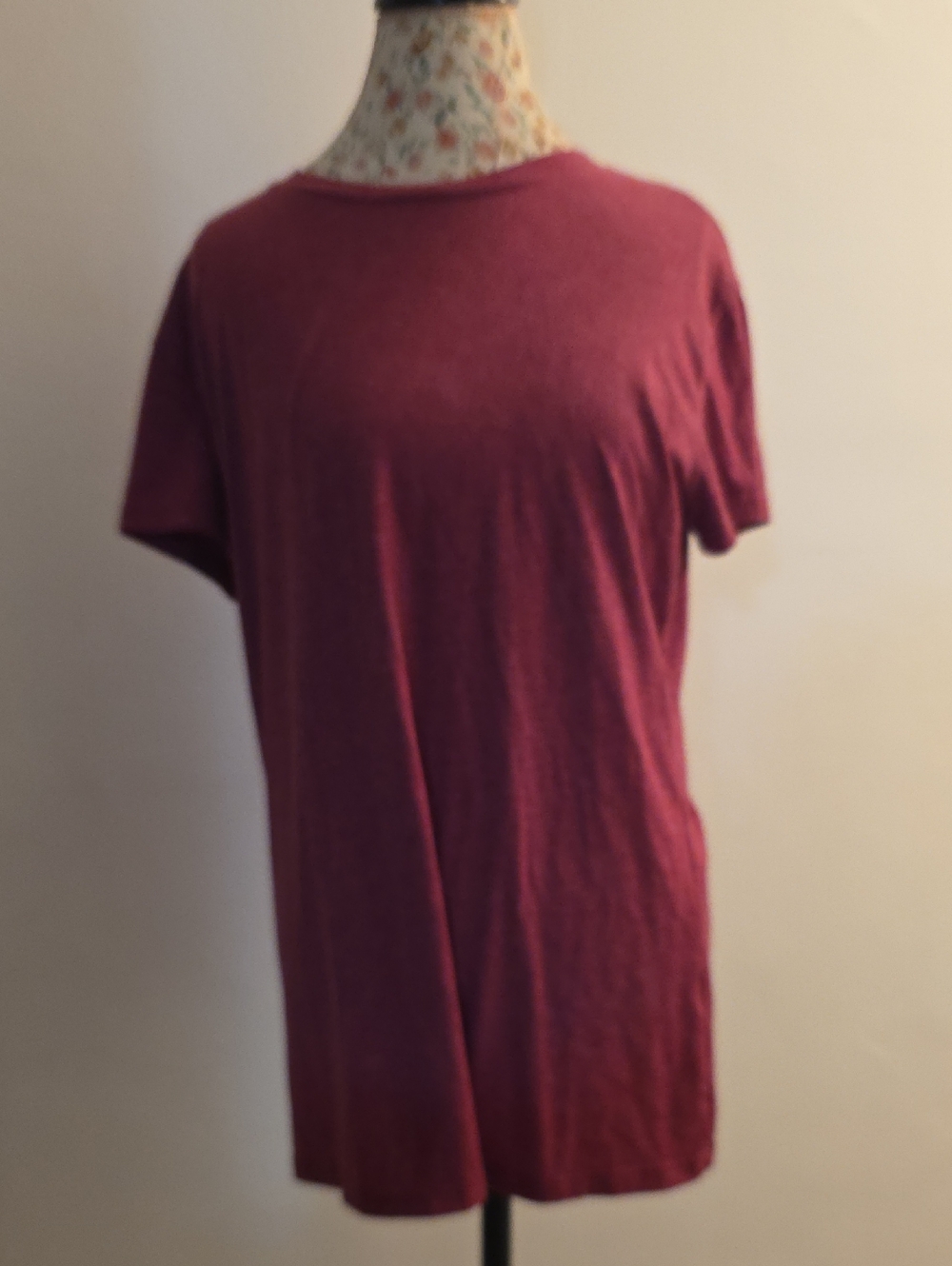 Women Burgundy Crew Neck Short Sleeve Shirt